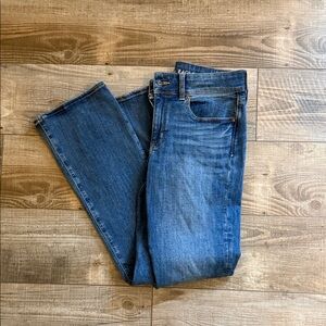 Classic AE low rise Boot Cut Jeans EUC